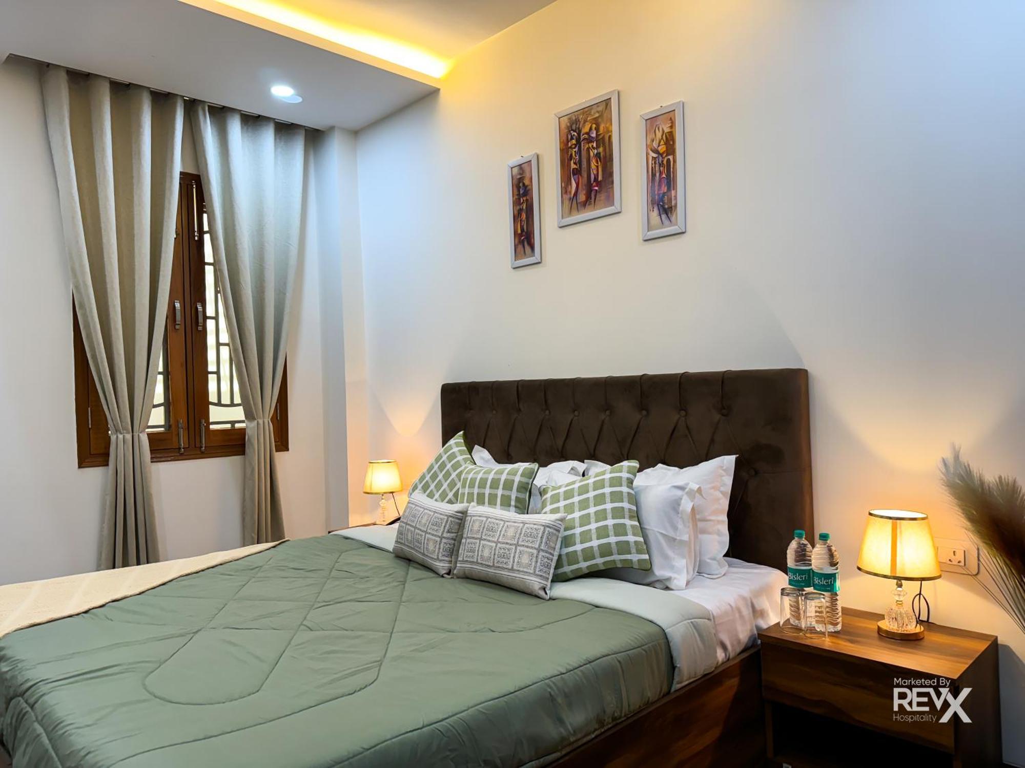 Guru Sadan A Luxe Stay Ayodhya Buitenkant foto