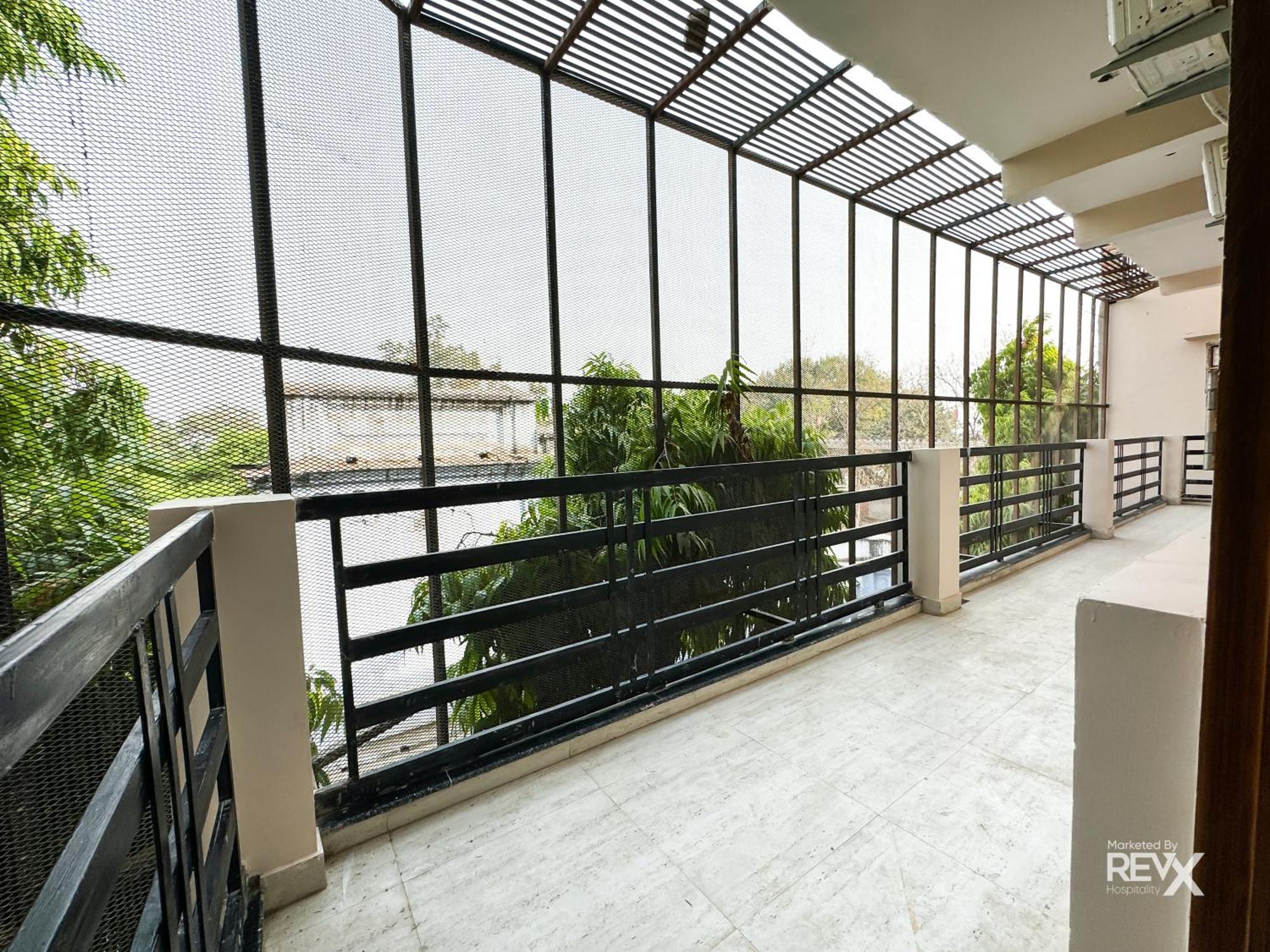 Guru Sadan A Luxe Stay Ayodhya Buitenkant foto