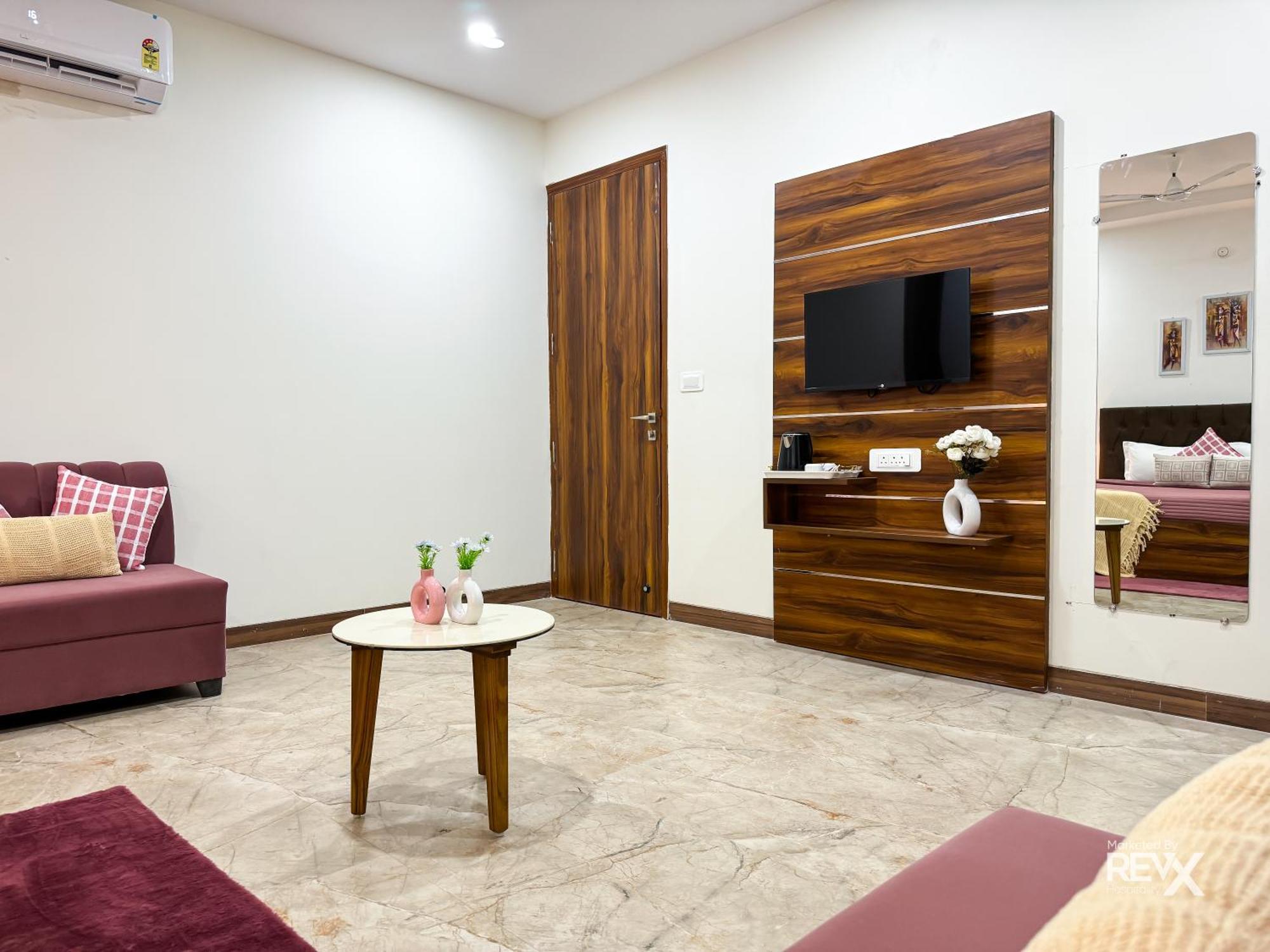 Guru Sadan A Luxe Stay Ayodhya Buitenkant foto